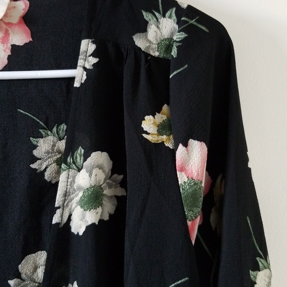 NWOT y2k wrap summer minimal boho ruffle blouse - Picture 4 of 8